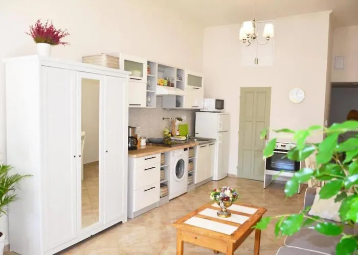 Elizabeth 1 * Košice